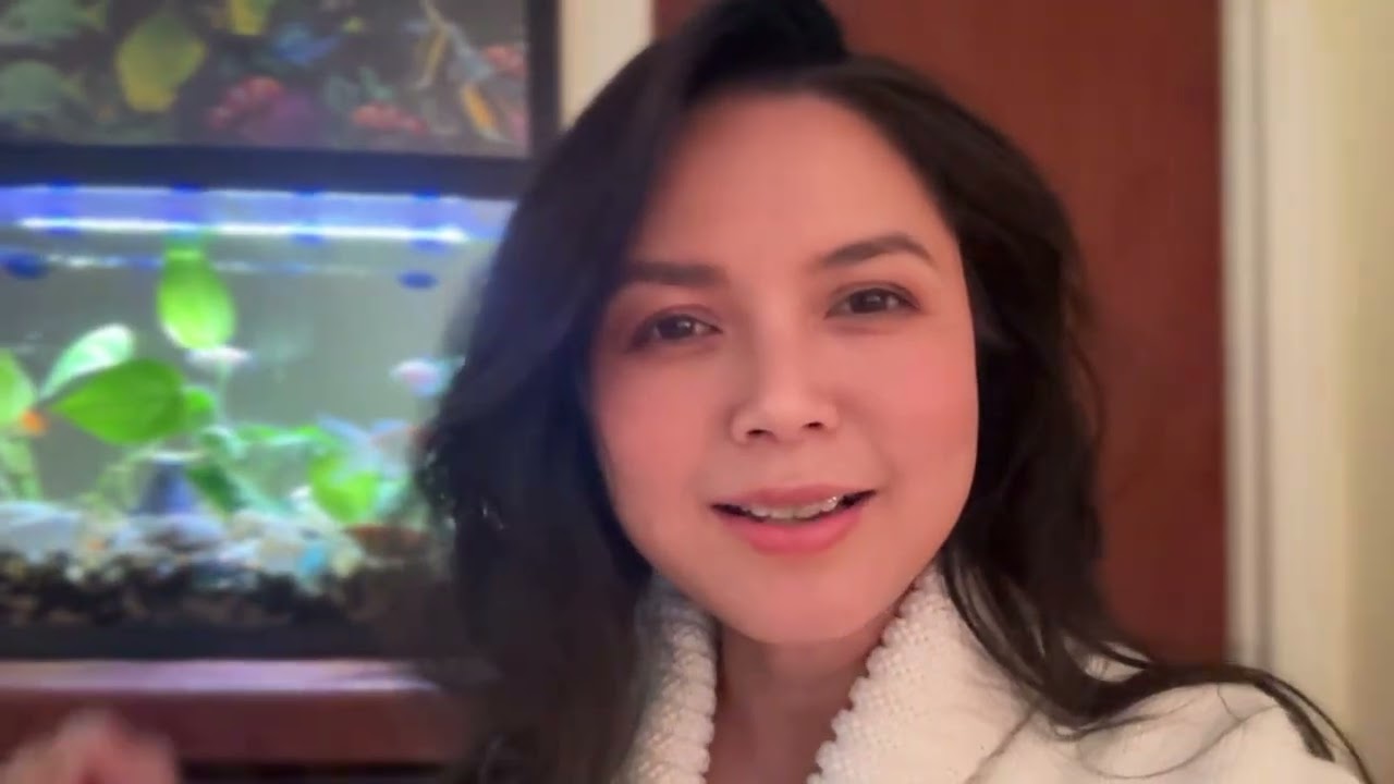 Vừa đăng clip này lên FB là Account của Em bị  Đám  Cá Dồ thuê người Méc FB.  MẮC CƯỜI. 🤣