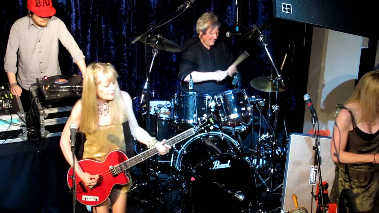 Tom Tom Club - L'Elephant - Jazz Cafe 17/07/2011