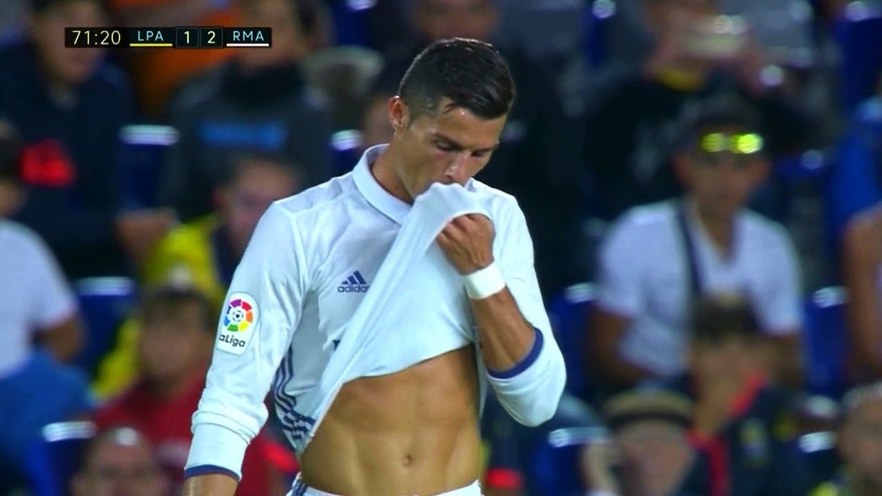 Cristiano Ronaldo vs Las Palmas (A) 16-17 HD 720p by zBorges