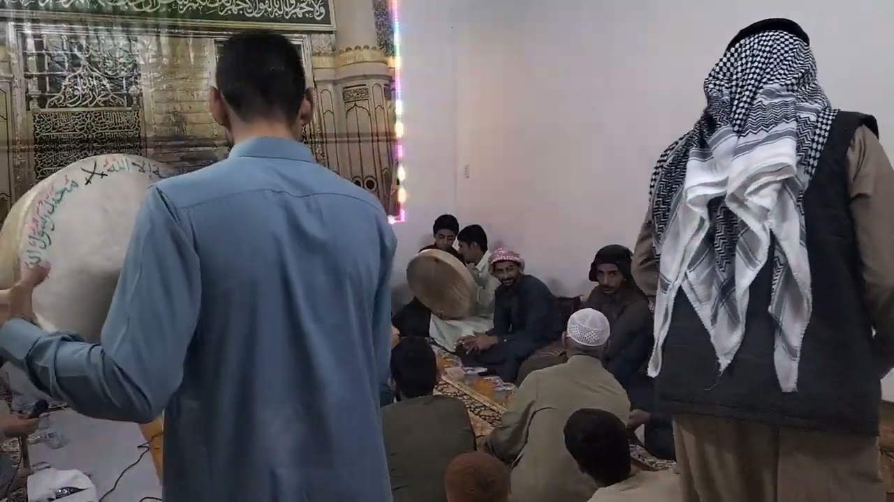 المداح محمود الحربي في دار عمر الحربي في شهر الخير والمغفرة.                            #10:23