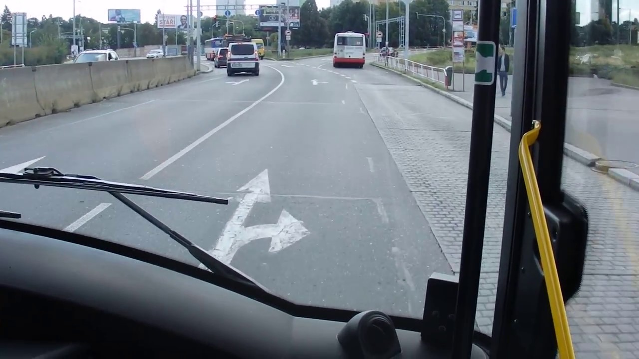 Jízda linkou 138 v trase Sídliště Skalka - Ústavy akademie věd (2/2)