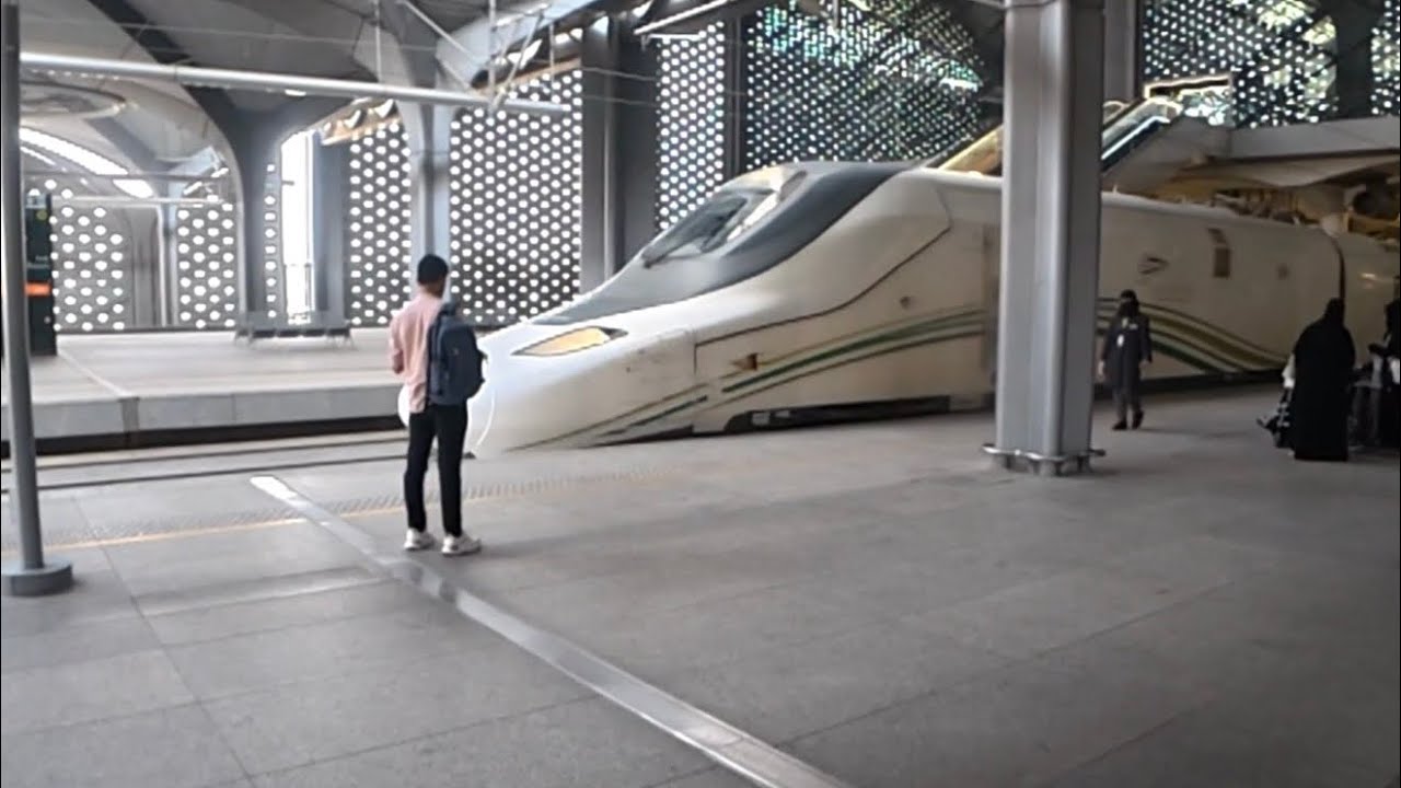Jeddah to Madinah by train 