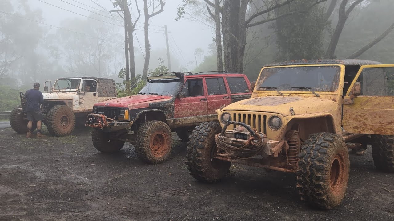 Ruta Las Trosas o Trozas En Villaba P.R.  Jeep  42