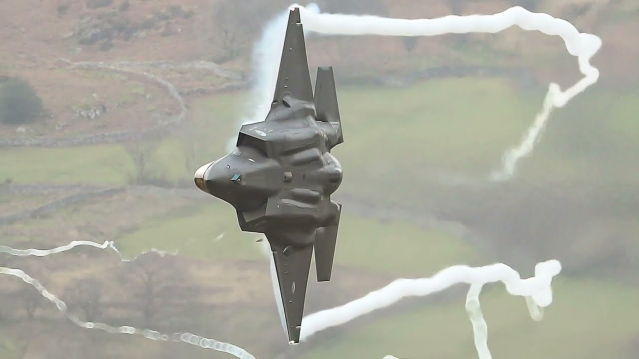 MACH LOOP AMERICAN DUTCH AND NORWEGIAN F35S  - 4K