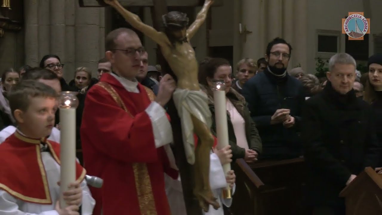 Liturgia Męki Pańskiej w Archikatedrze Łódzkiej | adoracja Krzyża | Łódź 2023