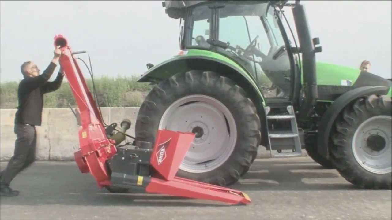KUHN MC - Maize choppers (In action)