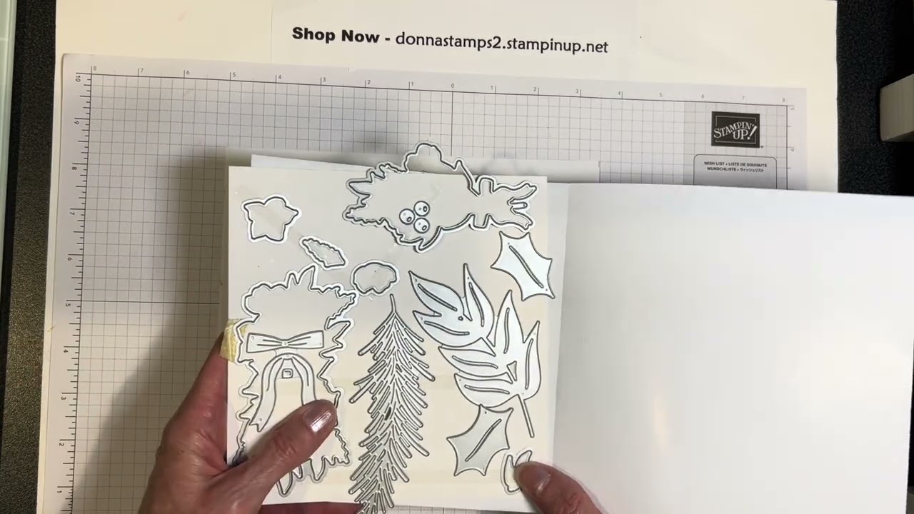 Tuesday tip. Highlighting colored cardstock with Stampin’ Blends to create depth. ￼