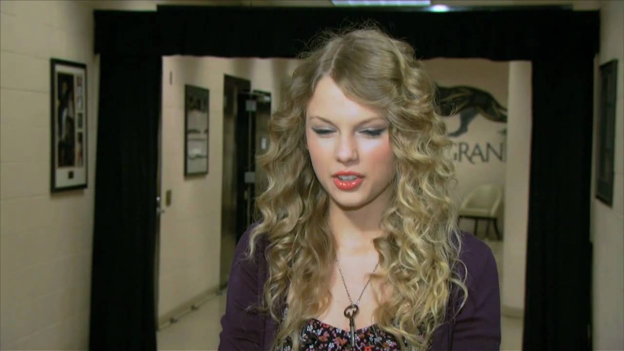Academy of Country Music Awards - ACMA 45 - Rehearsals: Taylor Swift Interview