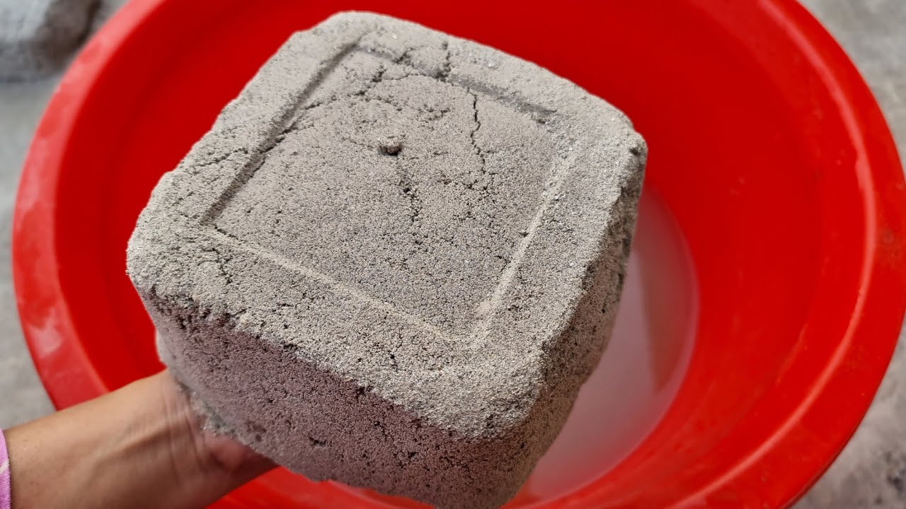ASMR: Silky Pure Sand Crumbling in Water 💦🤤 Mouthwatering Satisfying, Sleepaid #crumbling