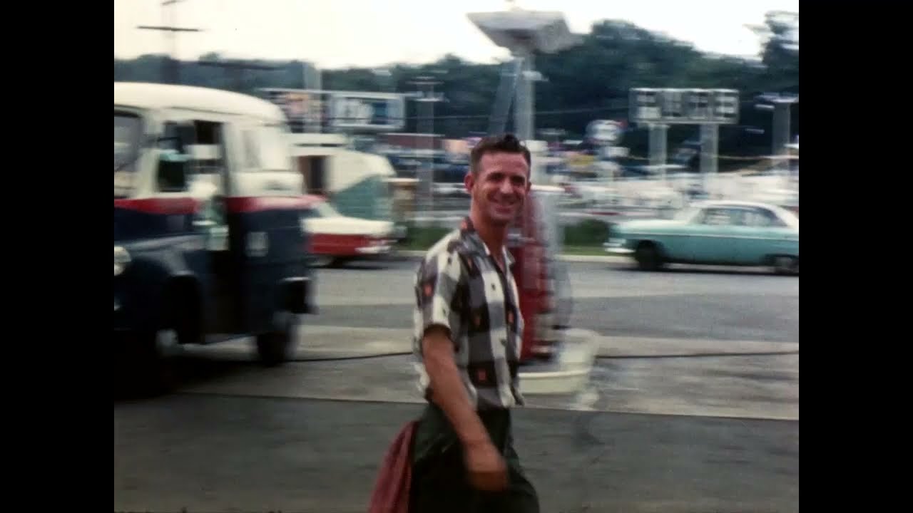 Eddie Young's Filling Station, Knoxville, Tennessee (Early 1960s)