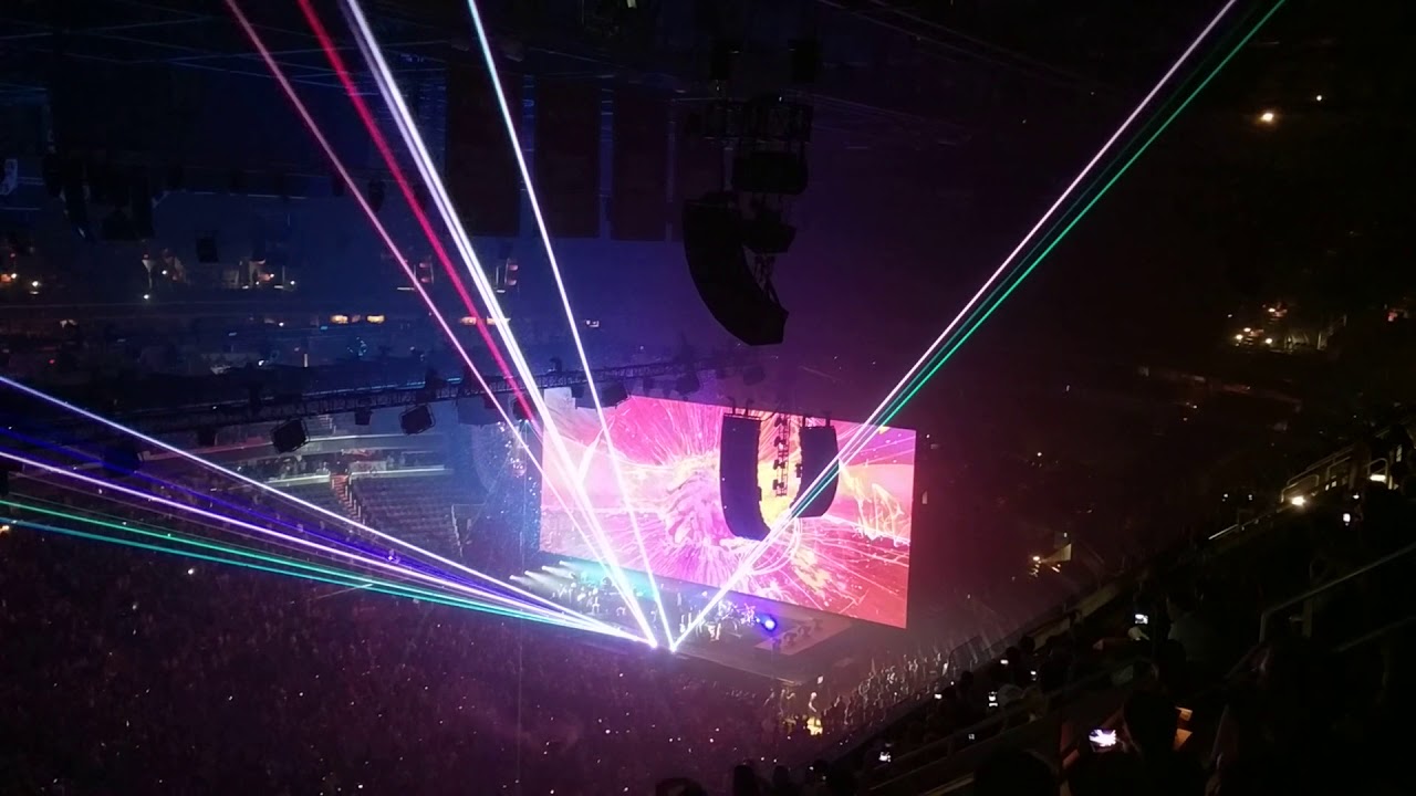 Roger Waters - Comfortably Numb (Live) 8/4/17