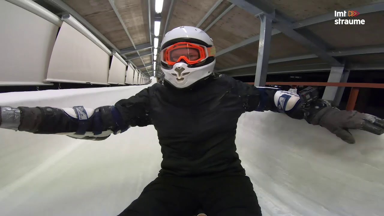 Ātruma cilts | Timrots ar lāpstu pieveic Siguldas bobsleja trasi