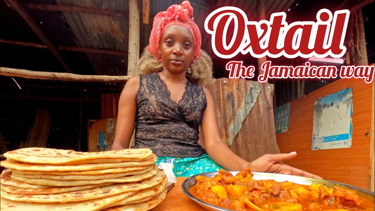 Authentic juicy and tender Oxtail stew alongside soft chapatis 🔥🔥