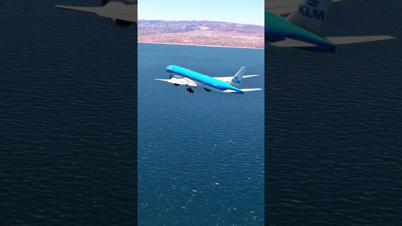 emergency landing at small airport / mexico ;; boeing 777 ;; game