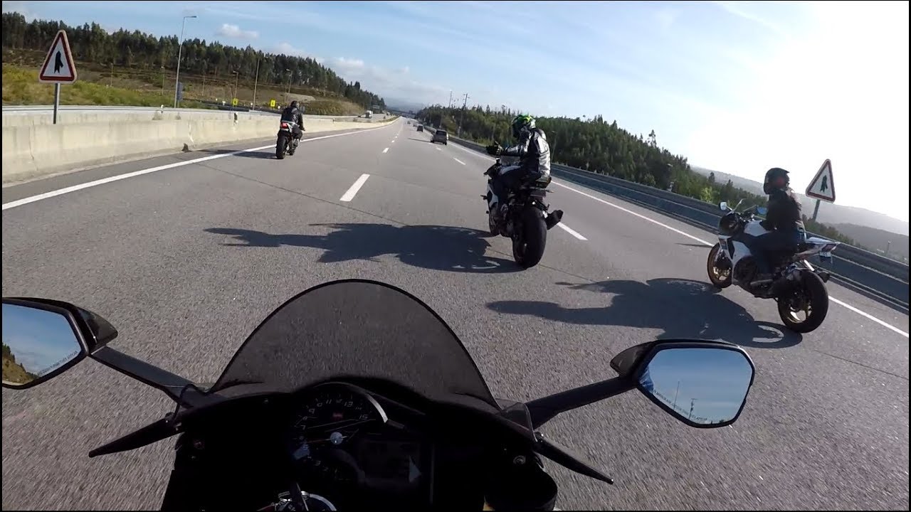 2018 BMW S1000rr Amok vs 2017 BMW S1000rr - Street Race, Top Speed 299+