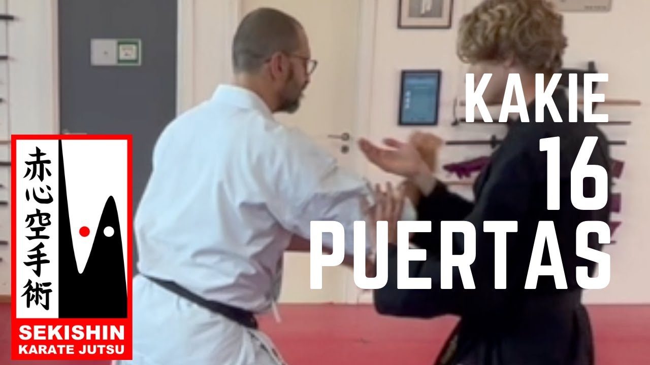 Kakie: 16 Puertas