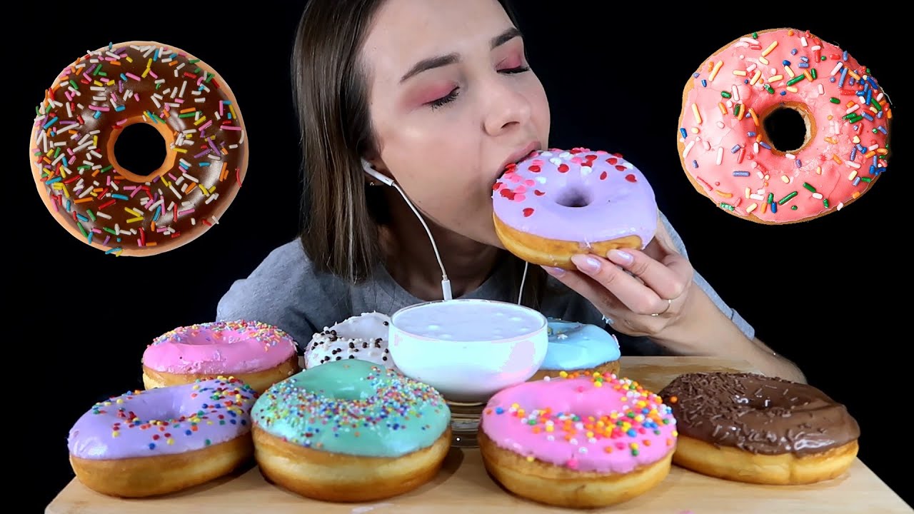 ASMR MUKBANG - ROSQUINHAS DONUTS 🍩 (eating sounds)