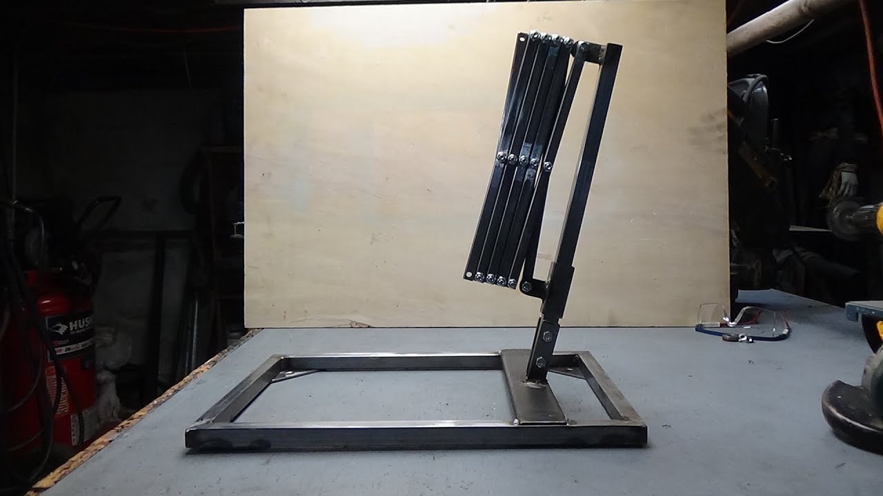 Halloween prop scissor mechanism build part one