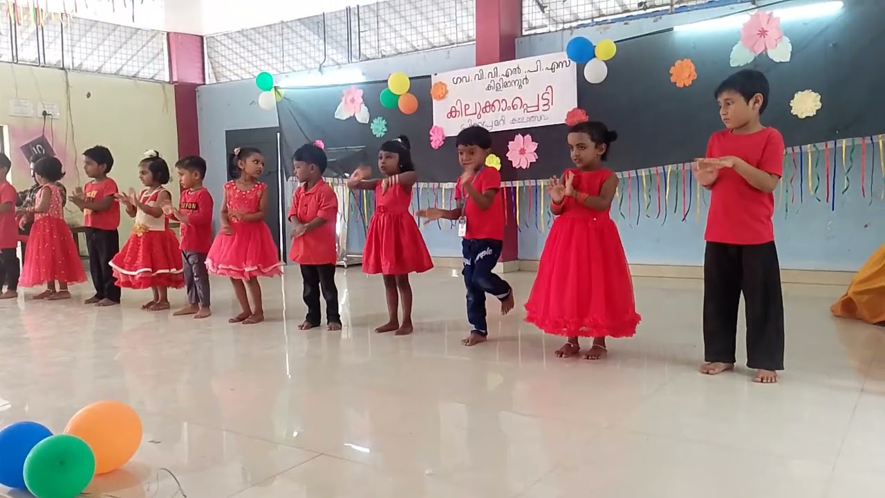 Group dance🥰#lkg#kids #red #preprimaryschool #groupdance #cartoonforkids 