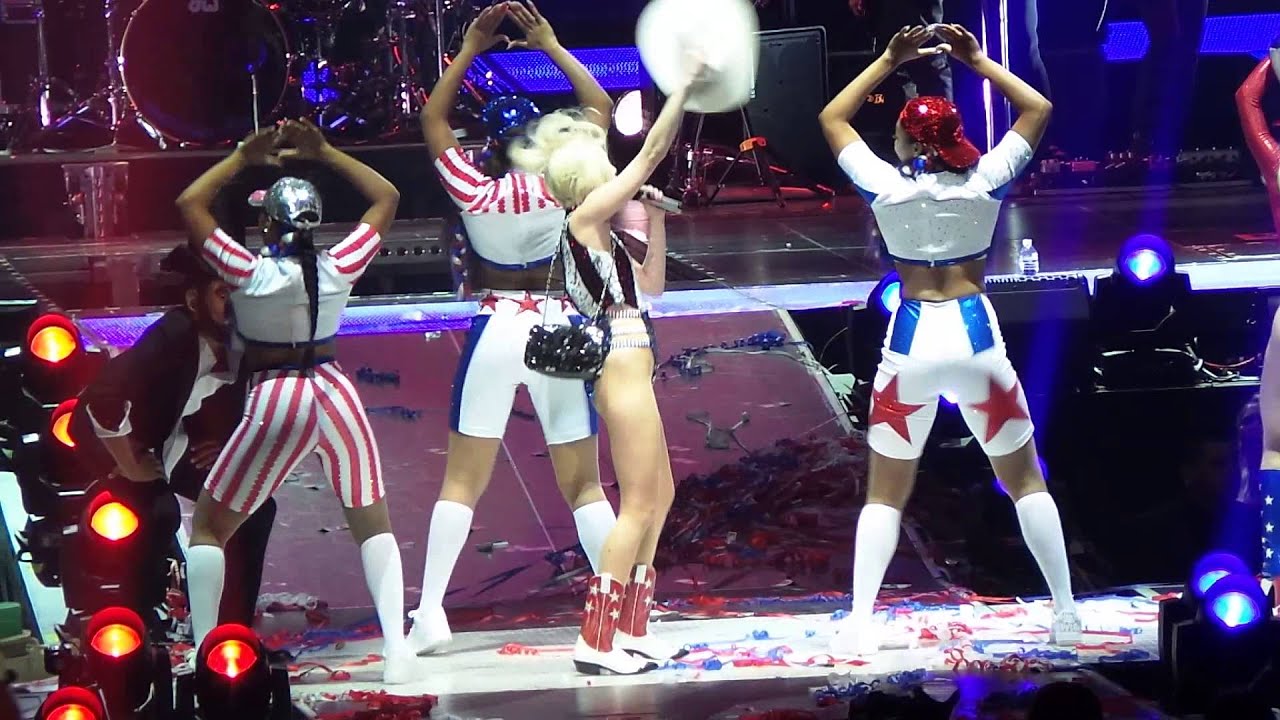 Miley Cyrus Party in the USA live 3/16/14