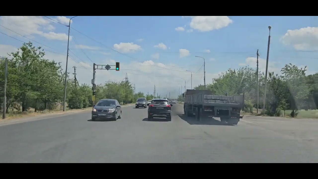 Дорога из Шымкента в Ленгер.