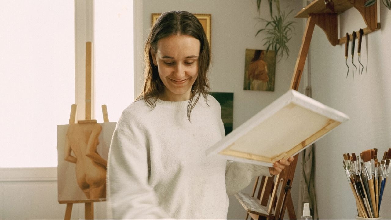 uninentional and quiet asmr with french artist