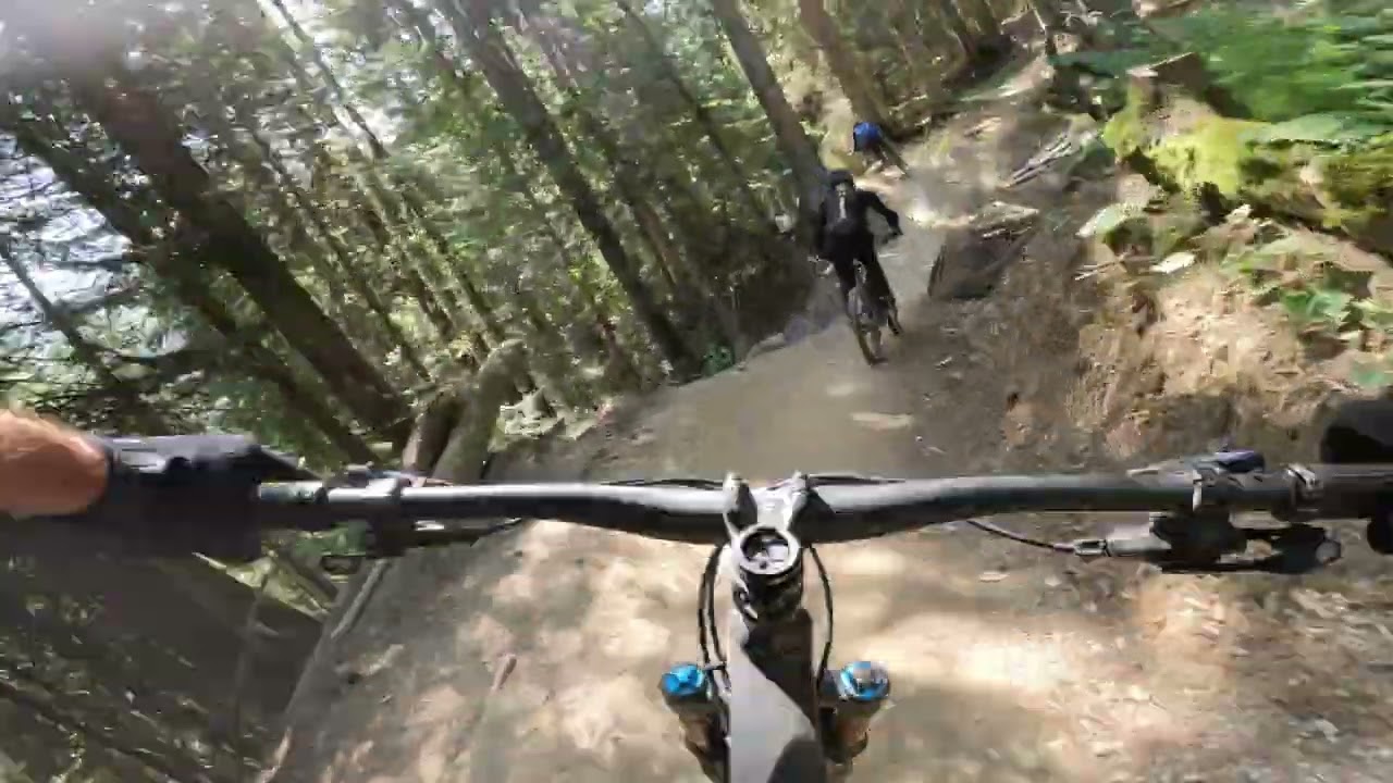 Bajando hacia Morzine.