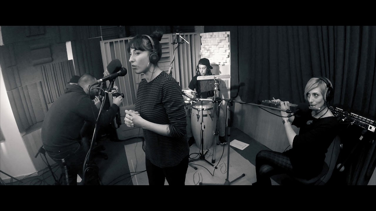 BlackadaProgram live al C.A.G. | Special Guest JULIA KEE | UNPLUGGED