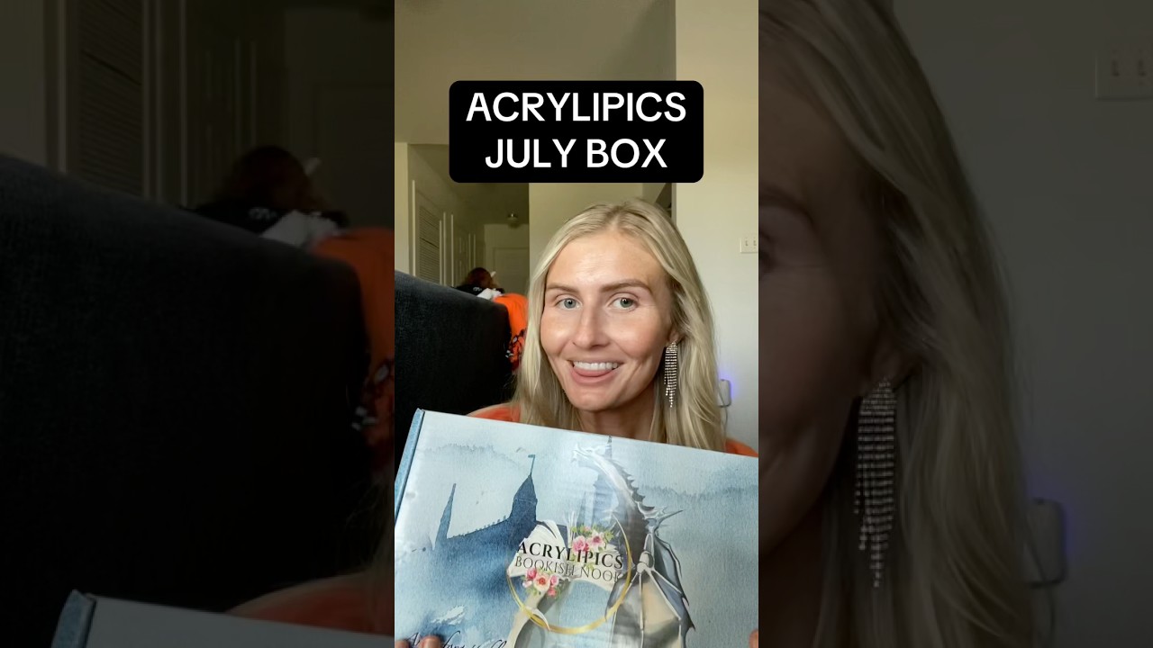 Acrylipics July book unboxing! 📚💕