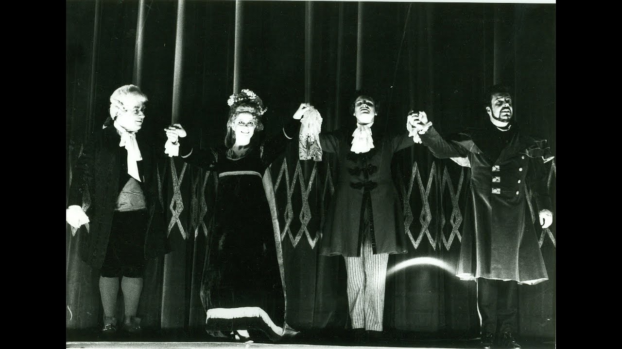 Carmen LAVANI - Norina - DON PASQUALE - Genova 1981 -