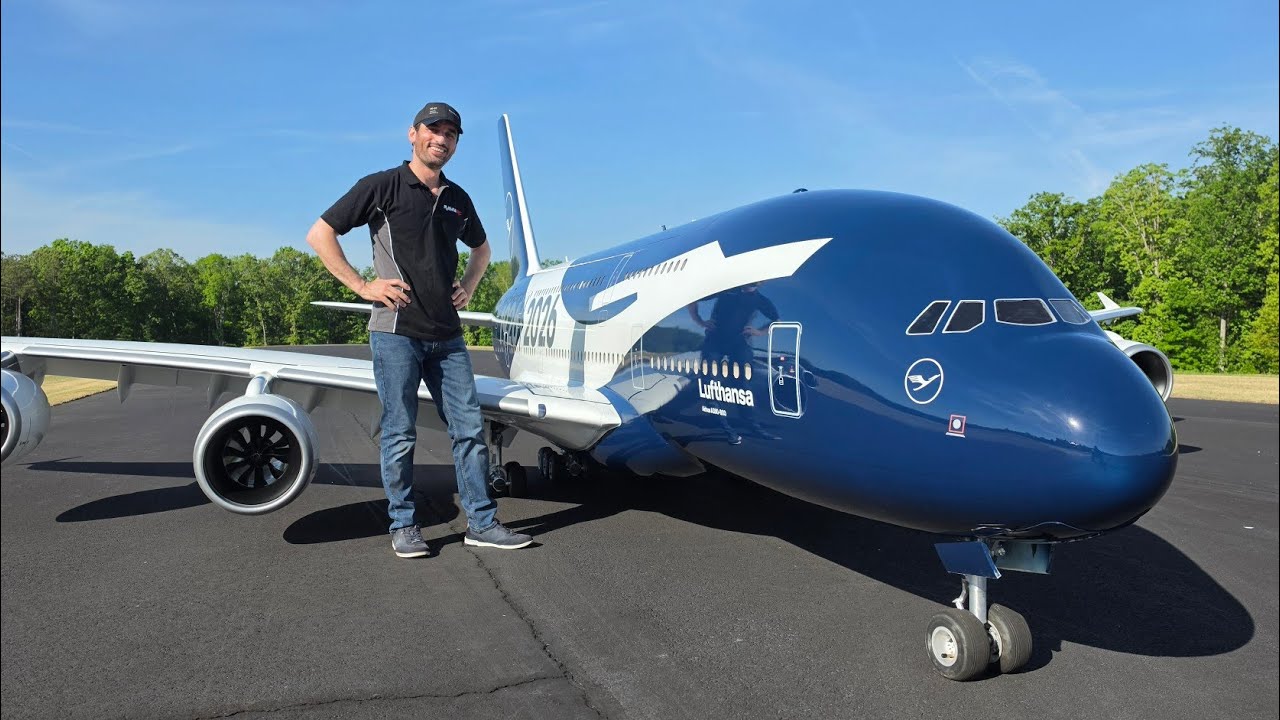 World&rsquo;s Biggest RC A380 &mdash; Lufthansa 100th Anniversary Reveal