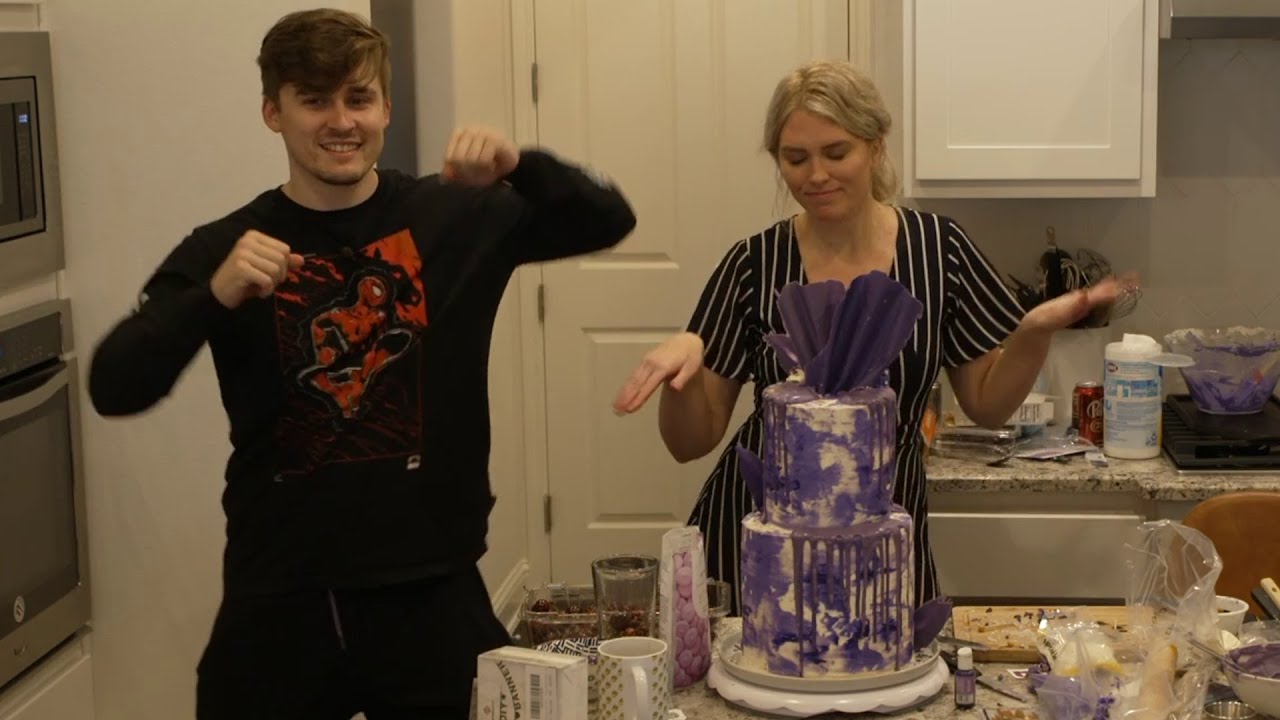 QTCinderella builds the SHITCON 2021 Cake