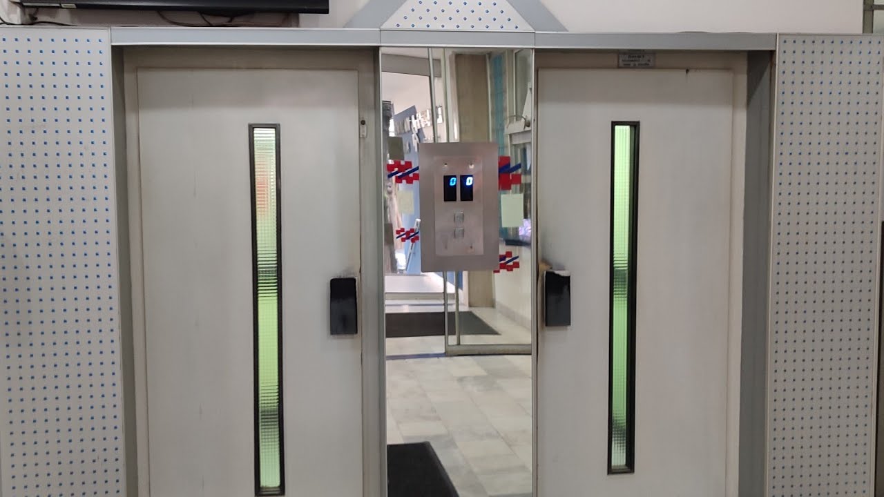 2x INTERSTINGLY MODED Daka lifts - Dom Zdravlja Palilula - Belgrade, Serbia