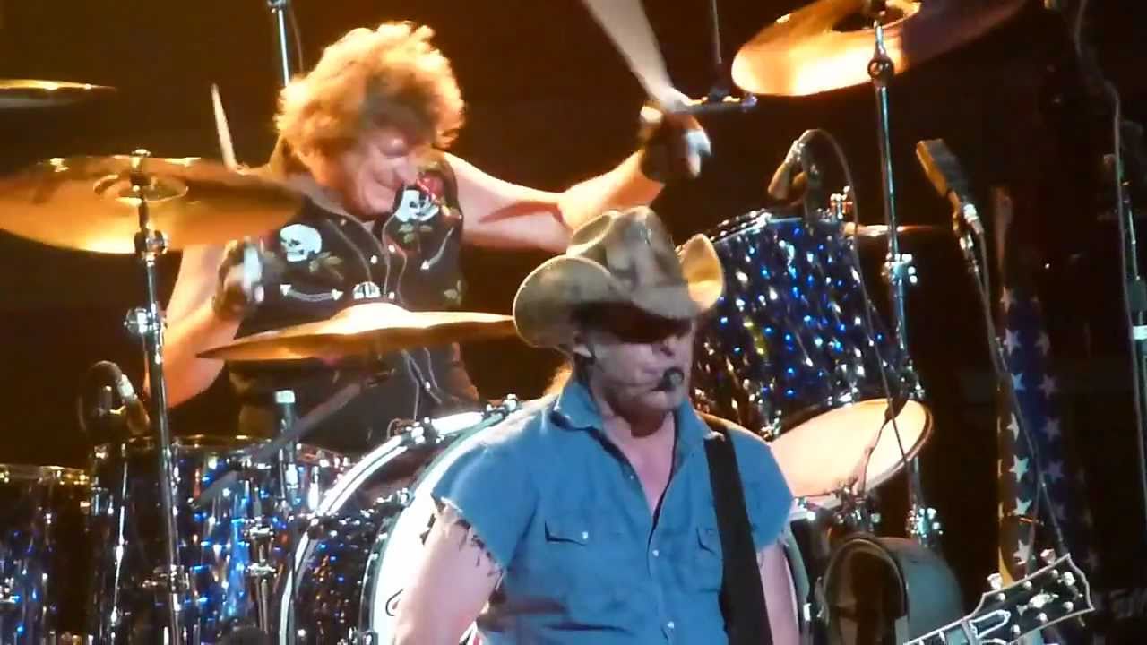 Ted Nugent - Just What the Doctor Ordered @ The Grove Of Anaheim CA. 6-30-2011