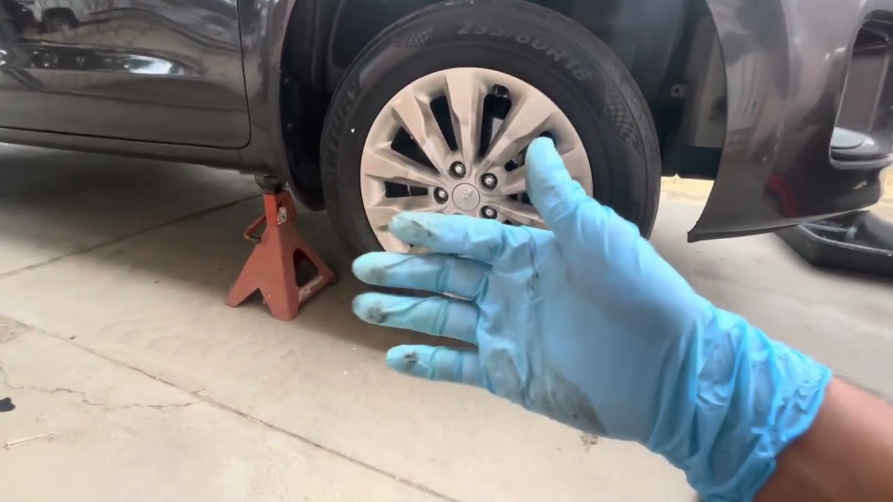 Servicio de aceite en Kia Sedona 2016 (video tutorial) 
