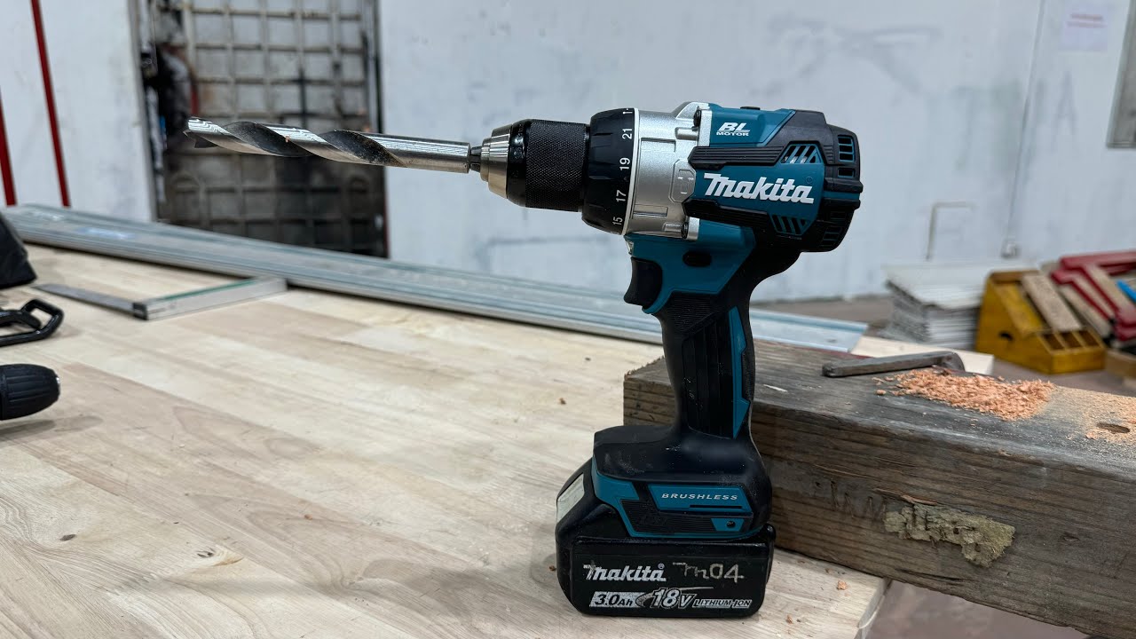 Makita Cordless Hammer Drill DHP489 XPH16