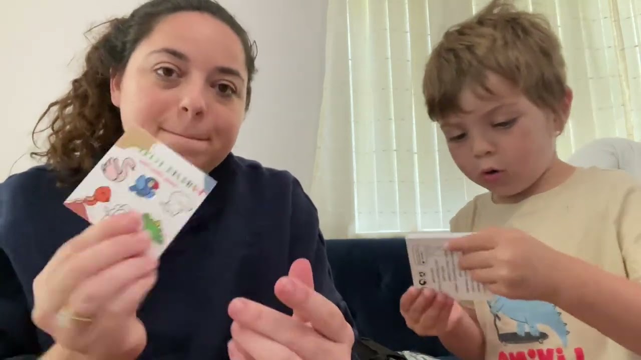 Mini coloring book set unboxing and demo