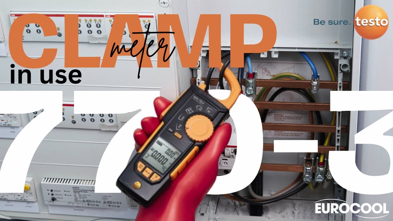 testo 770-3 Clamp Meter in use