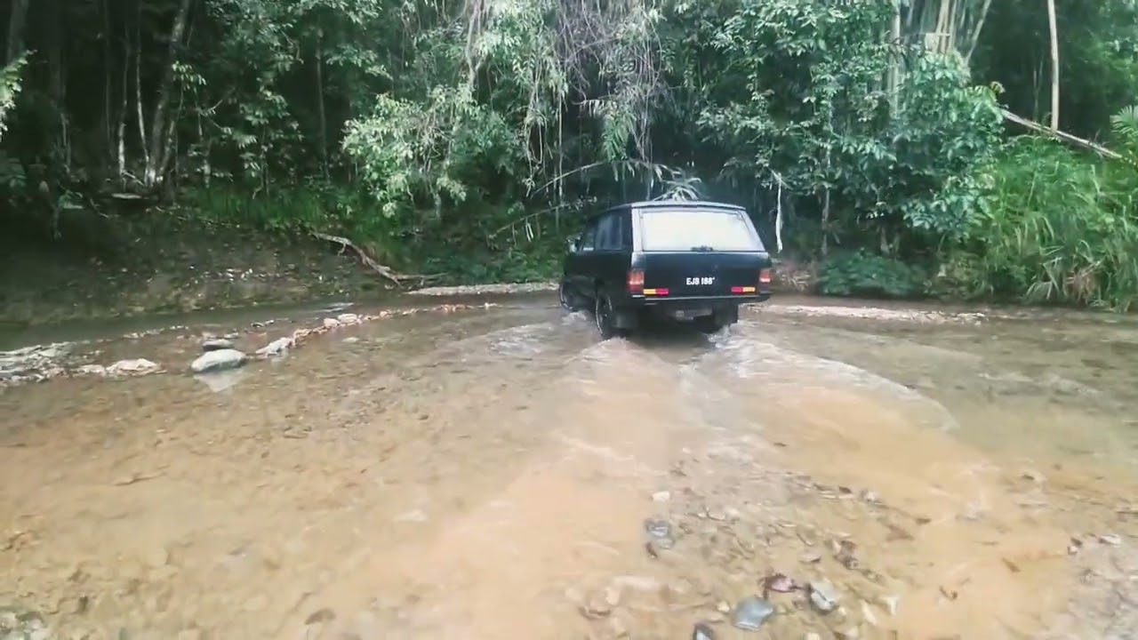Chilling w/ Range Rover Classic. 4BD1 Engine. #2