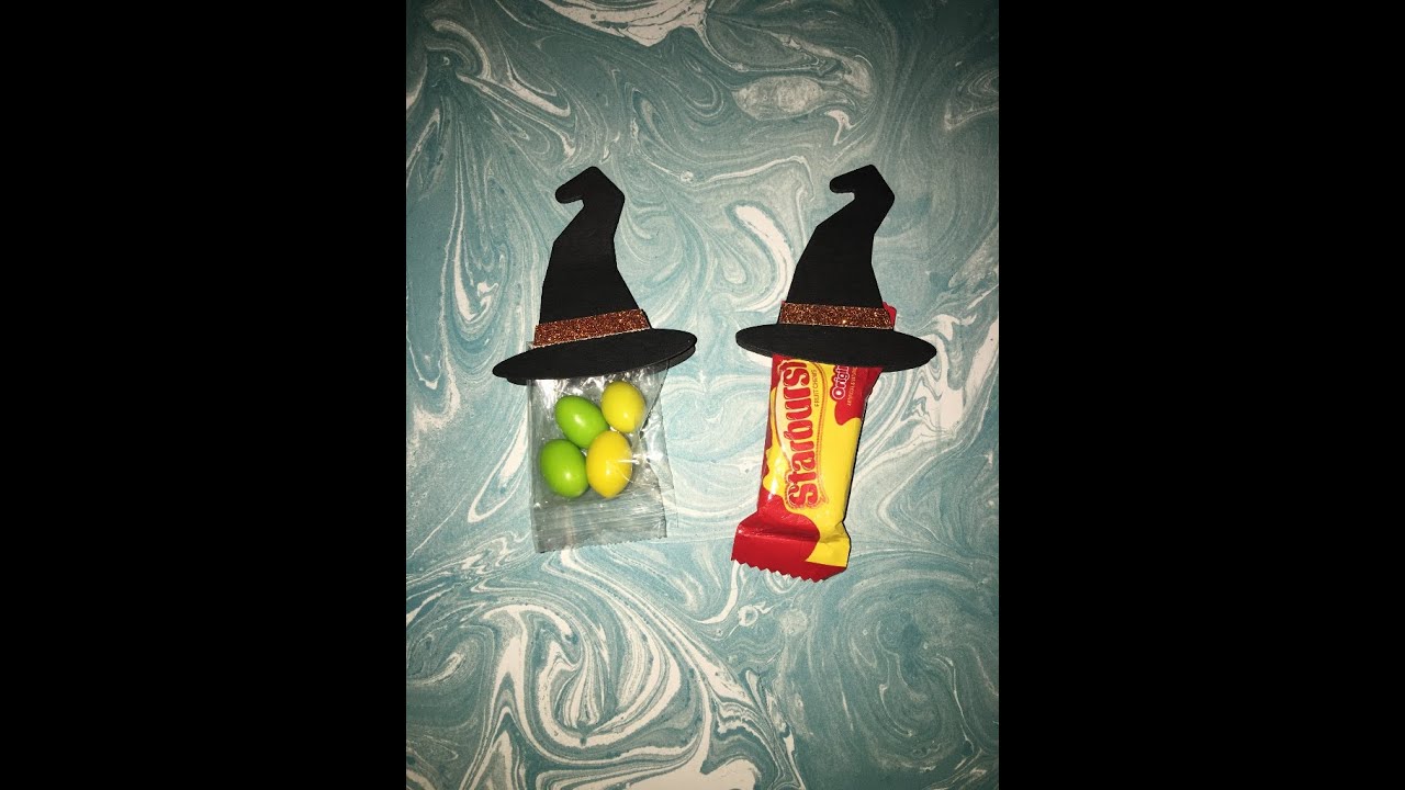 31 Days of Halloween - Day 6 Halloween Hat Treat Topper