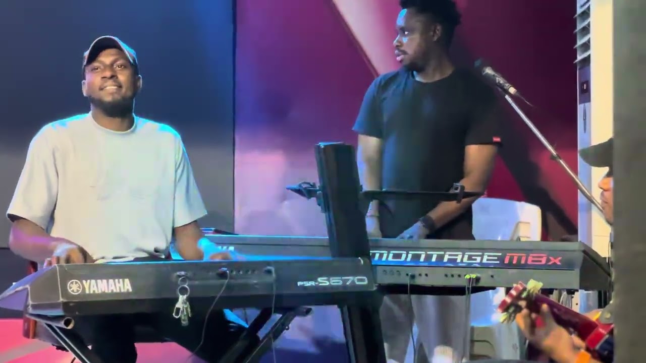 Cooking something good😊during rehearsals 