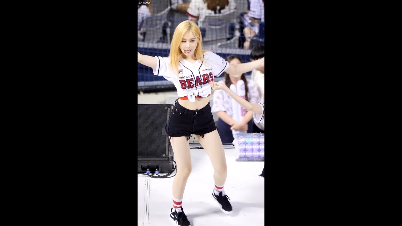 170825 소나무 (SONAMOO) Friday Night(금요일밤) [의진] Euijin 직캠 Fancam (잠실야구장) by Mera
