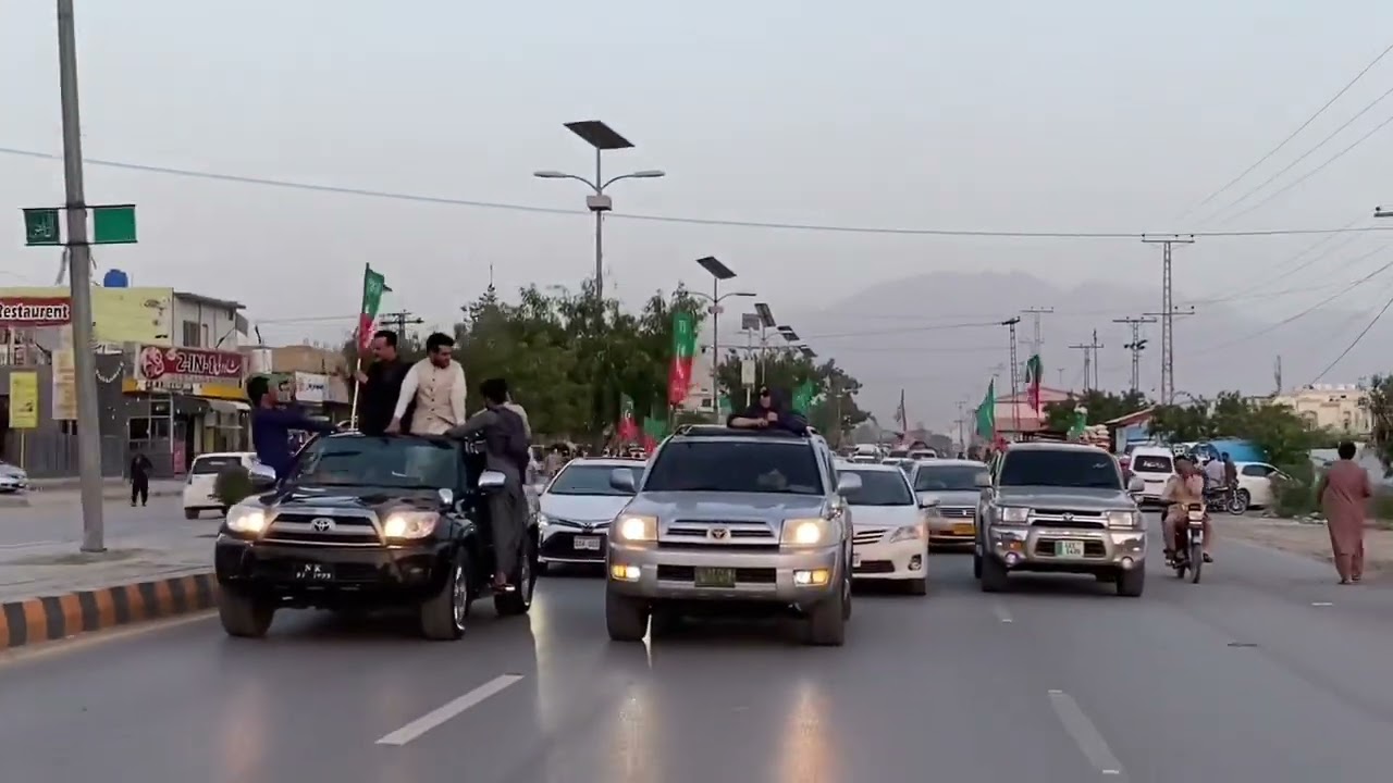 صوبائی صدر داؤد شاہ کاکڑ کی قیادت میں اسلام آباد جلسے کے لیے کوئٹہ سے  ایک بڑا قافلہ روانہ