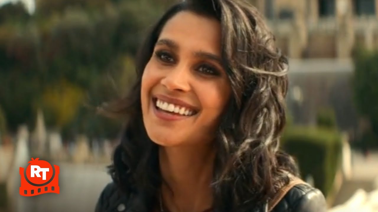 Uncharted (2022) - Nathan Drake and Chloe Scene | Movieclips