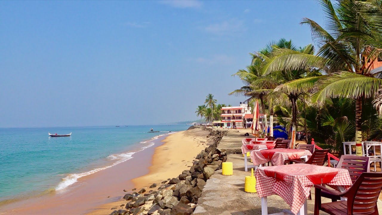Samudra beach, Kovalam in 4K | Kovalam beach, Kerala India | Beaches near Thiruvananthapuram