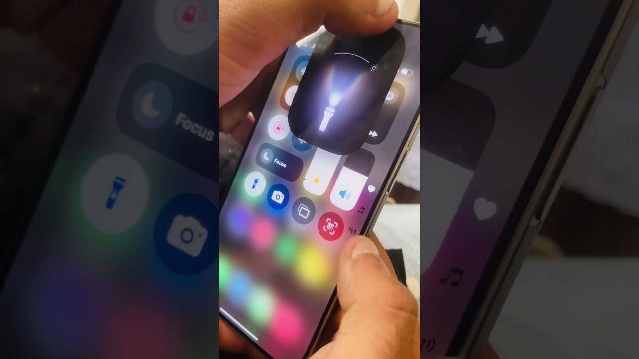 IPHONE 16 pro 18 chip flash light👌🏻👌🏻amazing features 👌🏻 #trending #iPhone #youtube #16pro