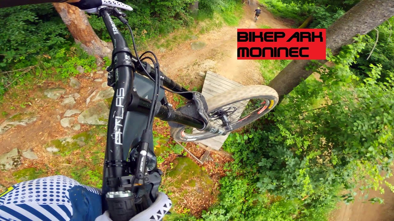 Bikepark Monínec - kompletně naskákáno☑️💪 💯 POV s Adamem Kramatou //GOPRO 8 // + CRASH na konci 💥