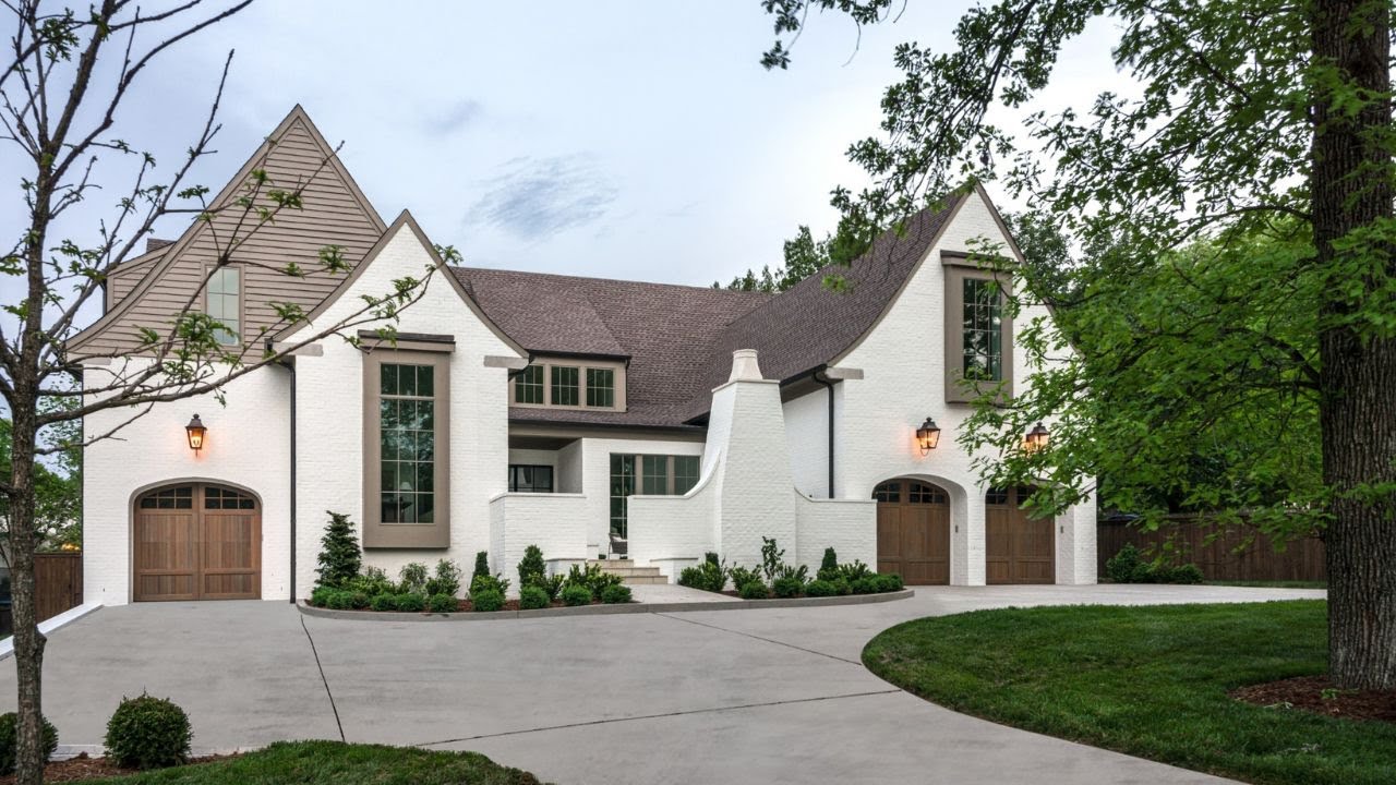 Inside a $4.2M Transitional Home in Green Hills | Nashville Neighborhoods Tour