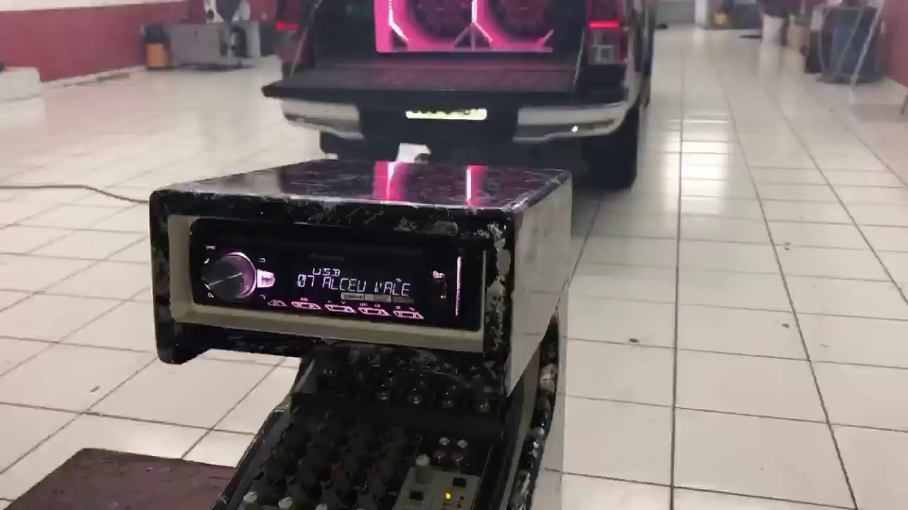 🔊💥 TOYOTA HILUX 💎 com RACK M&Oacute;VEL (SEM FIO) (SYSTEM SOM CAR)