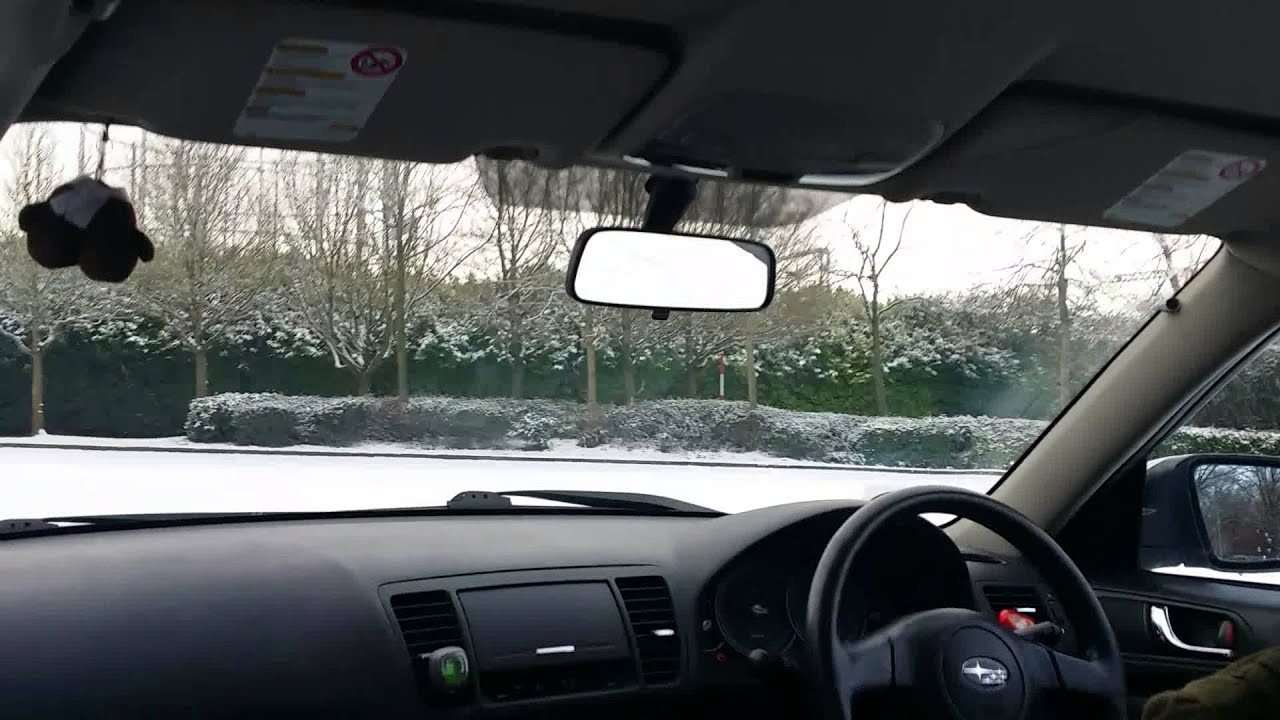 Subaru Legacy 2.0R, snow 2015